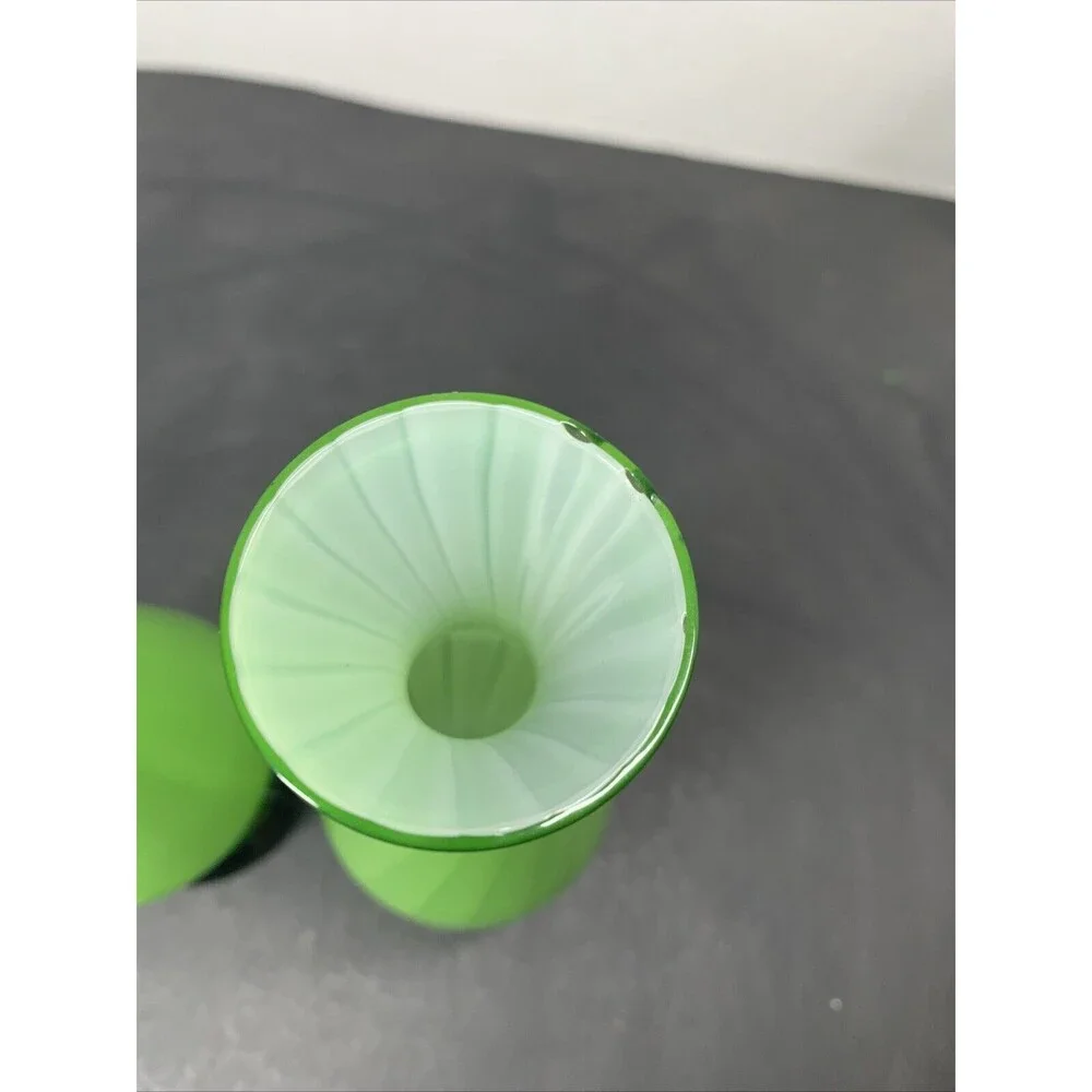 VTG-70’s, Retro, Pair of Glass Bud Vases, White Center, Green Swirl Pattern,Rare